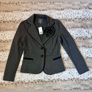 NWT Medium Forever 21 long sleeve jacket